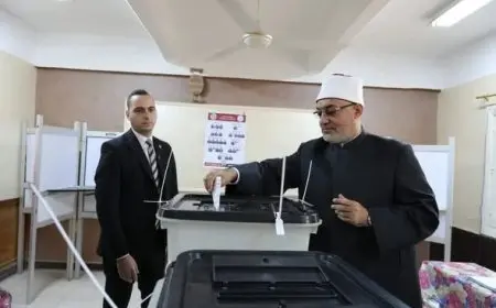 مفتي الجمهورية يشارك في انتخابات مجلس النواب 2025 بأداء واجبه الانتخابي