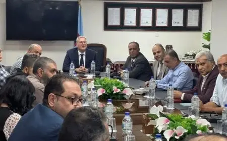 وزير البترول يقوم بزيارة مفاجئة لمقر بتروجلف لمناقشة برامج العمل وخطط الاستكشاف