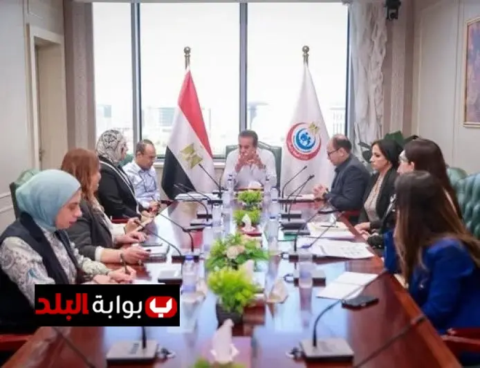 وزير الصحة يخطط لتعزيز خدمات العلاج الطبيعي وتحسين معامل التحاليل في البلاد