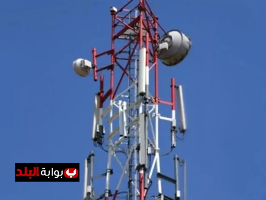 محافظ أسوان يدعو لتفعيل إصدار تراخيص أبراج المحمول لتحسين خدمات الاتصالات