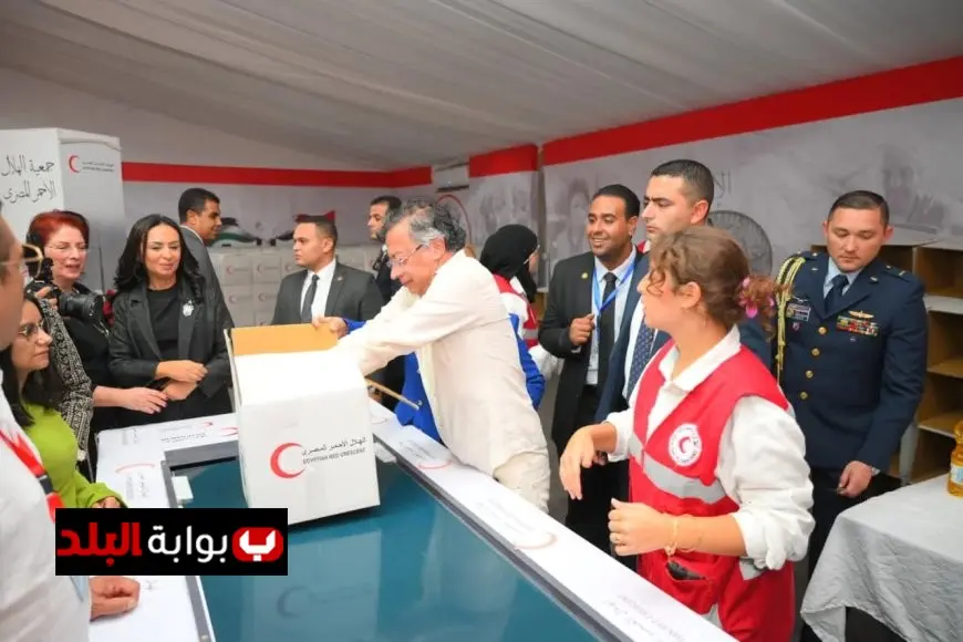 رئيس كولومبيا يزور الهلال الأحمر ويثني على جهود مساعدات الفلسطينيين الإنسانية