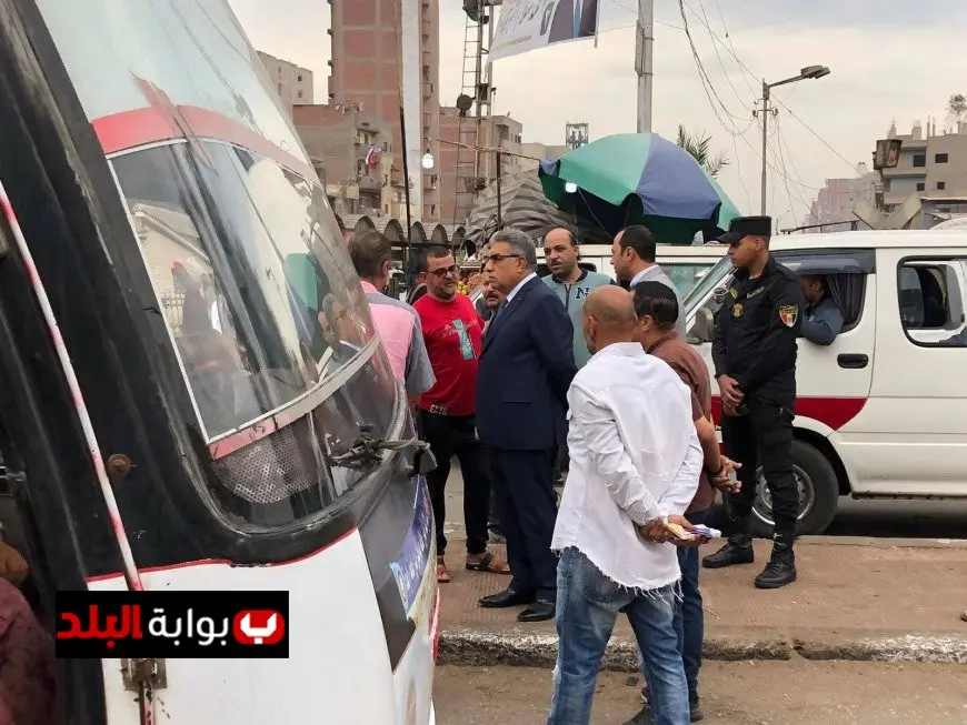 محافظ الدقهلية يقوم بجولة تفقدية في موقف سندوب لمتابعة انتظام خدمات سيرفيس النقل وحركة السيارات