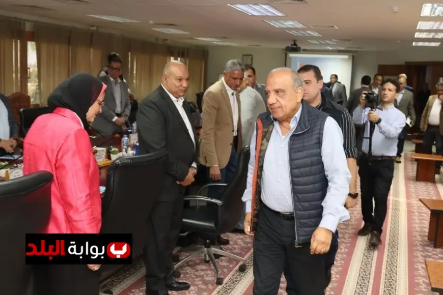 وزير الكهرباء يزور محطة النوبارية لتوليد الكهرباء بقوة 2250 ميجاوات ويشيد بالتطورات الجديدة