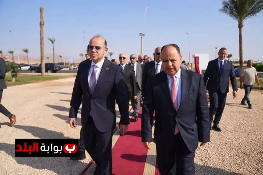 رئيس هيئة الرقابة المالية يساهم في حملة زراعة الأشجار للحد من الانبعاثات الكربونية في شرم الشيخ