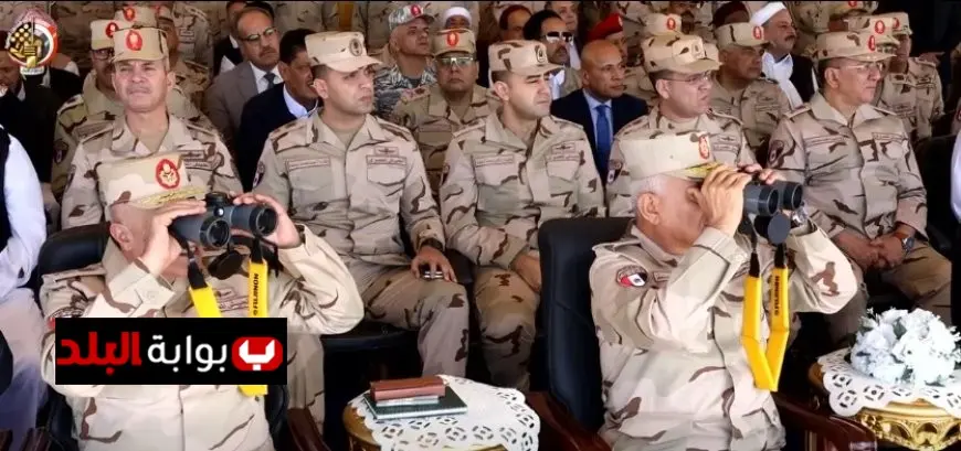 وزير الدفاع يشارك في المرحلة الأساسية للمشروع التكتيكي للذخائر الحية في المنطقة الغربية