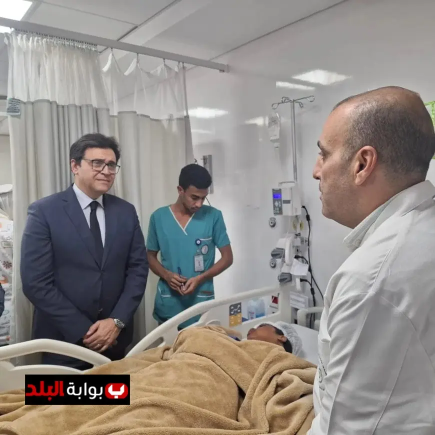 وزير الثقافة يتفقد حالة طلاب أسوان المصابين في حادث إسنا للاطمئنان على صحتهم