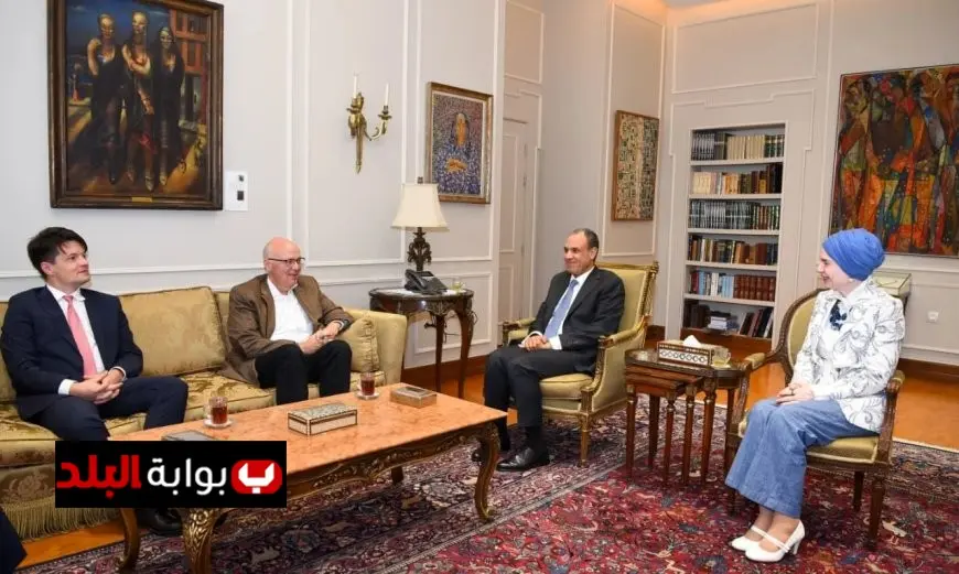 وزير الخارجية يتباحث مع عضو البرلمان الألماني من تحالف الاتحاد الديمقراطي والاشتراكي المسيحي لتعزيز العلاقات الثنائية