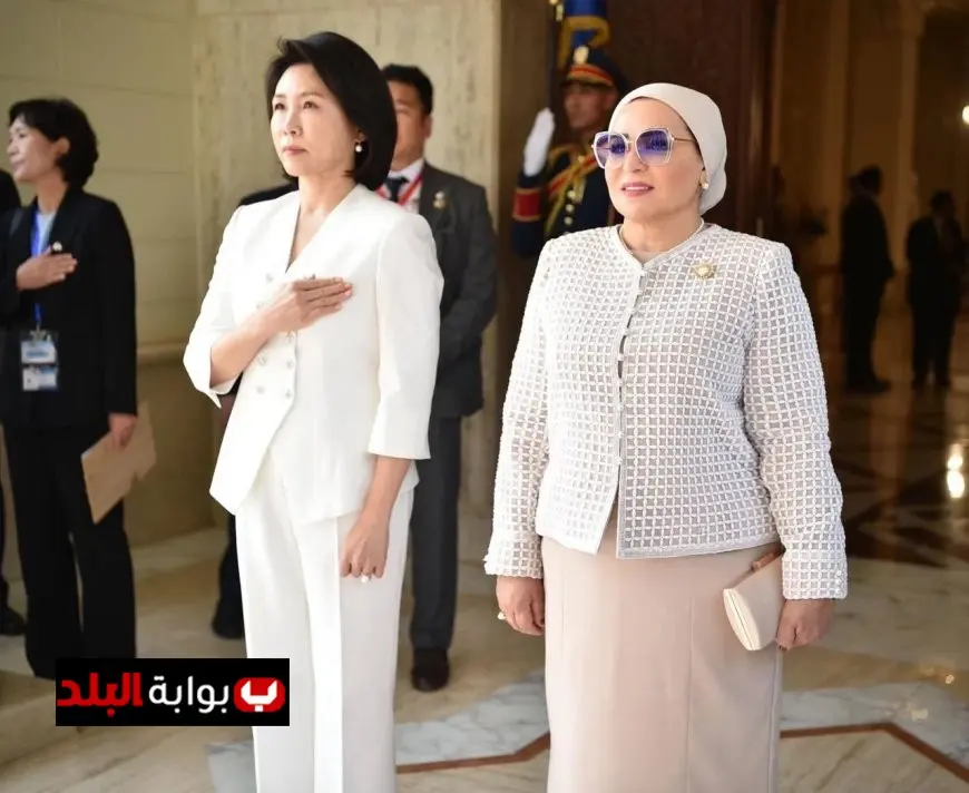 السيدة انتصار السيسي تستقبل قرينة رئيس كوريا الجنوبية بحفاوة
