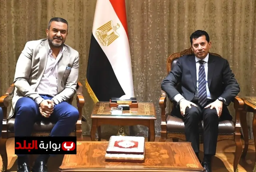 وزير الرياضة يكشف عن وجود 55 محترفًا في دوري الجامعات والمدارس لكرة السلة الأمريكية