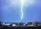 تحذير مهم من الأرصاد الجوية حول خطر البرق والرعد والرياح القوية