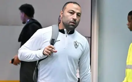 عبد الرؤوف يعقد جلسة تحضيرية هامة مع لاعبي الزمالك قبل مواجهة كهرباء الإسماعيلية