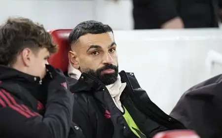 أندية سعودية تتابع باهتمام مصير محمد صلاح بعد أزمته مع سلوت