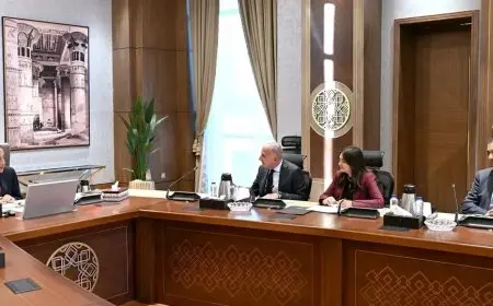 رئيس الوزراء يستعرض فرص الاستثمار المميزة في المثلث الذهبي مع القطاع الخاص