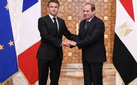 ماكرون يؤكد أهمية دور مصر الحيوي في تعزيز الاستقرار الإقليمي