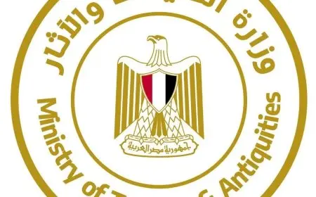 اكتشف تفاصيل مثيرة حول رفع تمثال الملك أمنحتب الثالث بعد 3000 عام من دفنه في الرمال