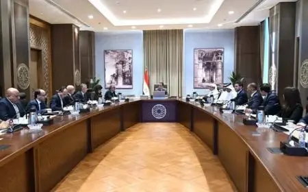 مدبولي يجتمع مع الرئيس التنفيذي لشركة المانع القابضة القطرية لتعزيز التعاون الاقتصادي