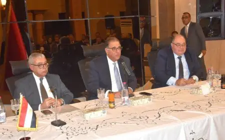 نائب وزير الخارجية يجتمع بممثلي الجالية المصرية في السعودية لتعزيز العلاقات الأهمية