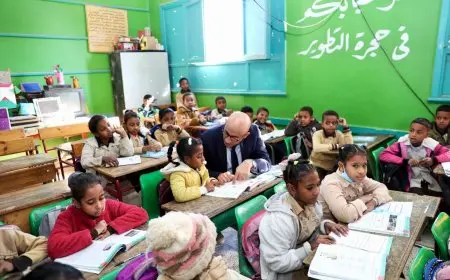 وزير التربية والتعليم ومحافظ أسوان يتجولان في ٦ مدارس بإدفو لمتابعة سير العملية التعليمية