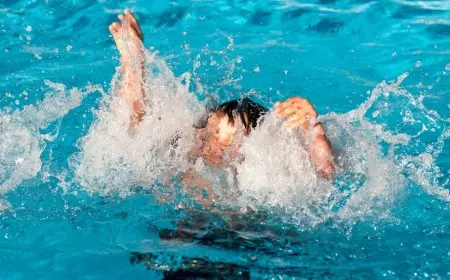 الخارجية المصرية تتابع تفاصيل غرق مركب يحمل مواطنين مصريين قرب سواحل كريت اليونانية