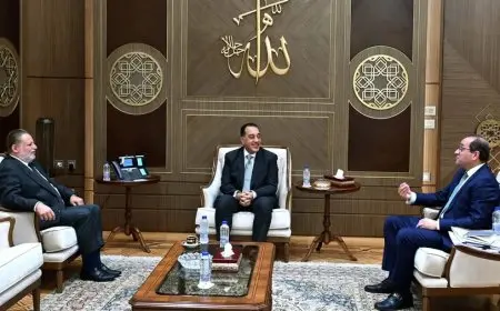 رئيس الوزراء يراقب تنسيق السياسات المالية والنقدية لتعزيز النشاط الاقتصادي