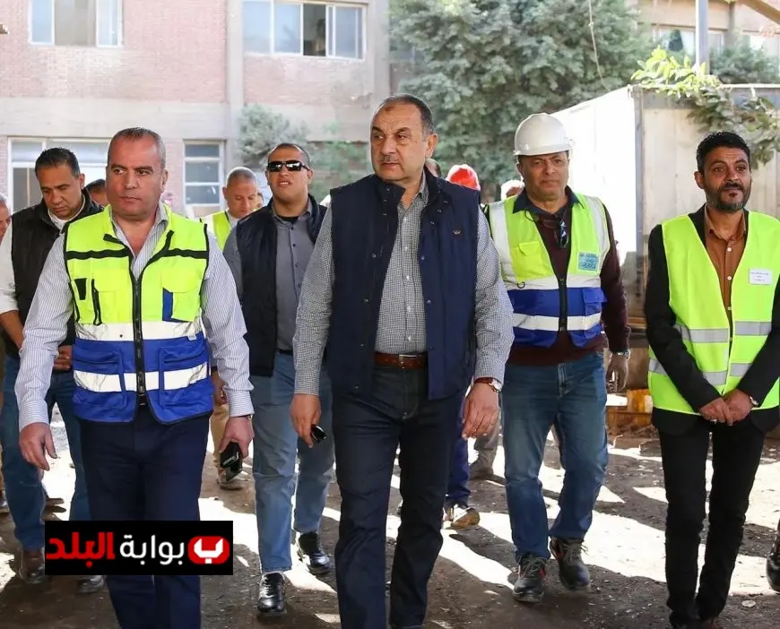 وزير قطاع الأعمال العام يزور أسطول النقل السياحي ويؤكد أهمية دعم التصنيع المحلي