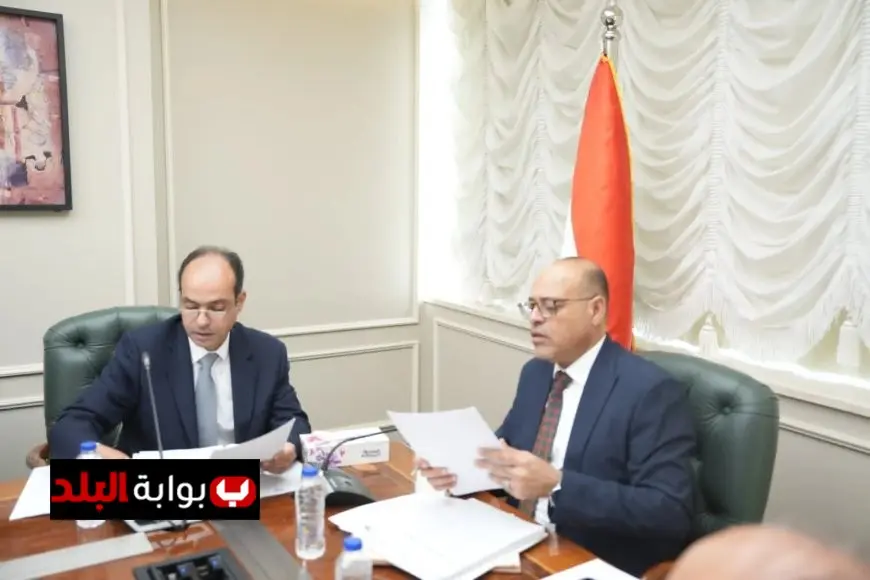 وزير العمل يناقش قضايا التمريض مع ممثلي وزارة الصحة والمجلس الصحي المصري