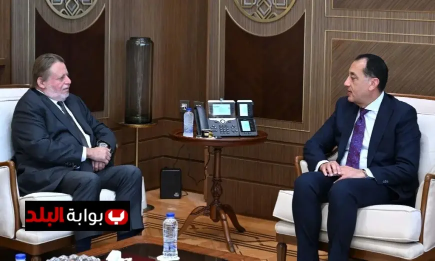 رئيس الوزراء يجتمع مع محافظ البنك المركزي لمناقشة ملفات اقتصادية هامة