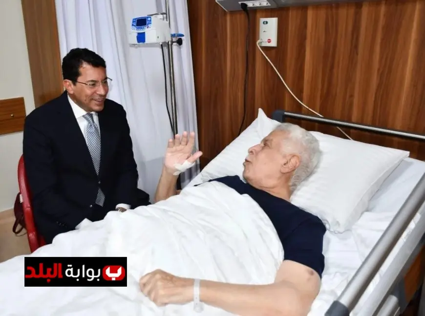 وزير الرياضة يجري اتصالاً هاتفياً للاطمئنان على صحة حسن شحاتة بعد نجاح العملية الجراحية