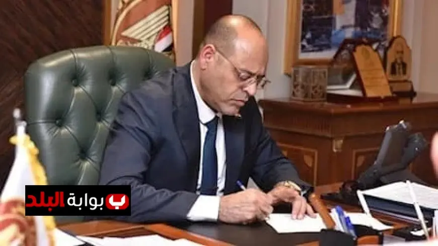 وزير العمل يسلم إعانات مالية تصل إلى 200 ألف جنيه لأسر ضحايا ومصابي العمالة غير المنتظمة