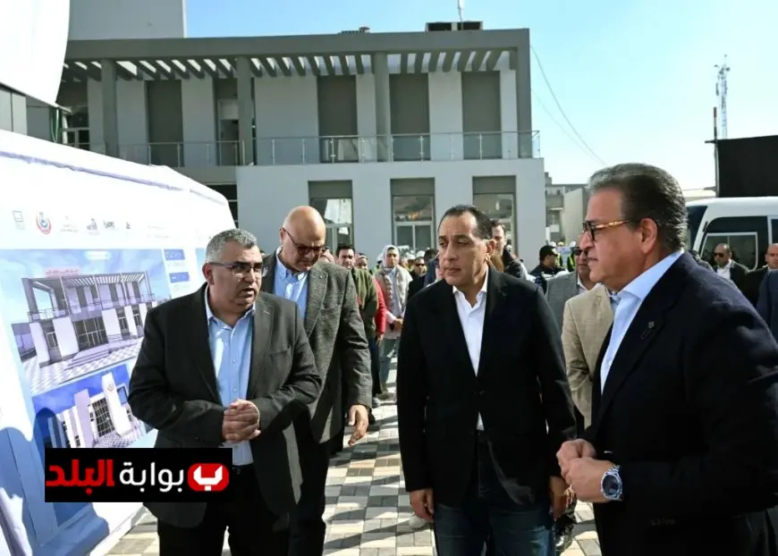 رئيس الوزراء يزور مشروع مستشفى شبين القناطر المركزي ويطلع على آثاره الإيجابية