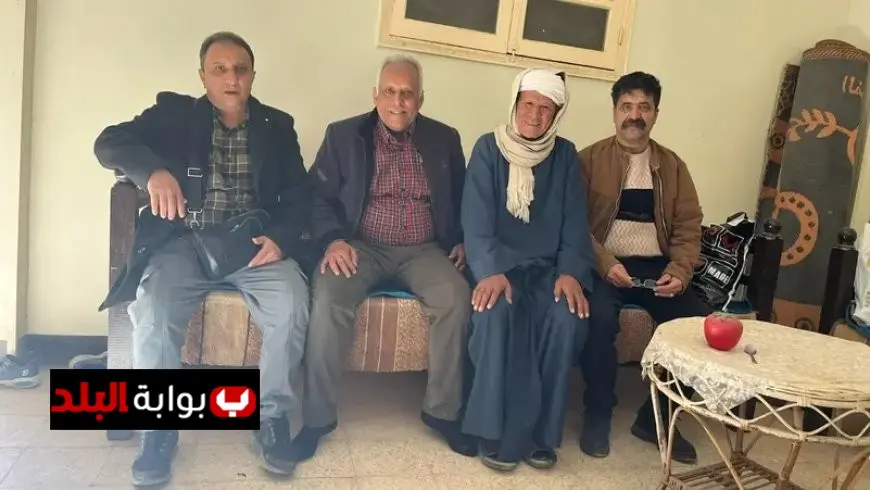 طلاب يمنيون يحتفلون بمعلمهم في سوهاج بعد 40 عامًا من الوفاء والذكريات