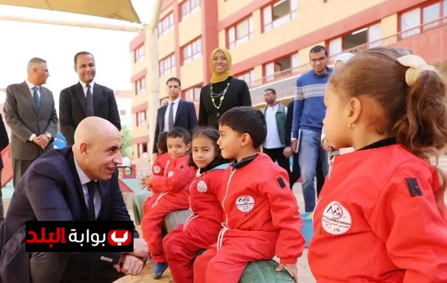 وزير التعليم يحث على تعزيز مهارات القراءة والكتابة لدى الطلاب لتحقيق التفوق الأكاديمي