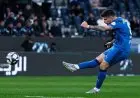 الهلال يحقق فوزاً ساحقاً على الحزم بثلاثية ويواصل هيمنته في صدارة الدوري السعودي