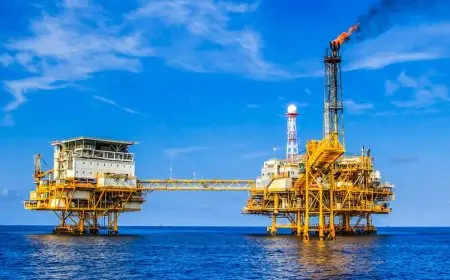 توقعات بانخفاض أسعار الغاز الطبيعي المسال في 2026