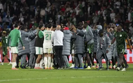 الاتحاد الجزائري يرفع شكوى إلى الفيفا ضد التحكيم الأفريقي ويصعد من موقفه