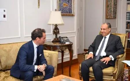 وزير الخارجية يجتمع مع الممثل الشخصي لسكرتير عام حلف الناتو لبحث قضايا الجوار الجنوبي