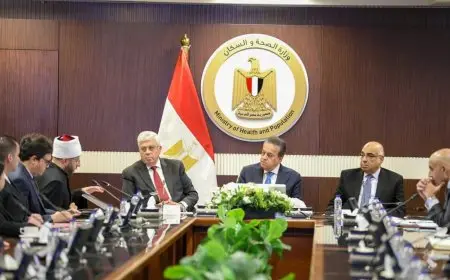 نائب رئيس الوزراء ووزير الصحة يقود الاجتماع الدوري للمجموعة الوزارية المعنية بالتنمية البشرية