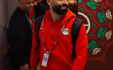 حافلة منتخب مصر تنطلق نحو ملعب إبن بطوطة استعدادا لمواجهة السنغال