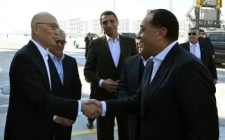 رئيس الوزراء يطلق التشغيل التجاري لمحطة البحر الأحمر لتداول الحاويات رقم 1 في ميناء السخنة