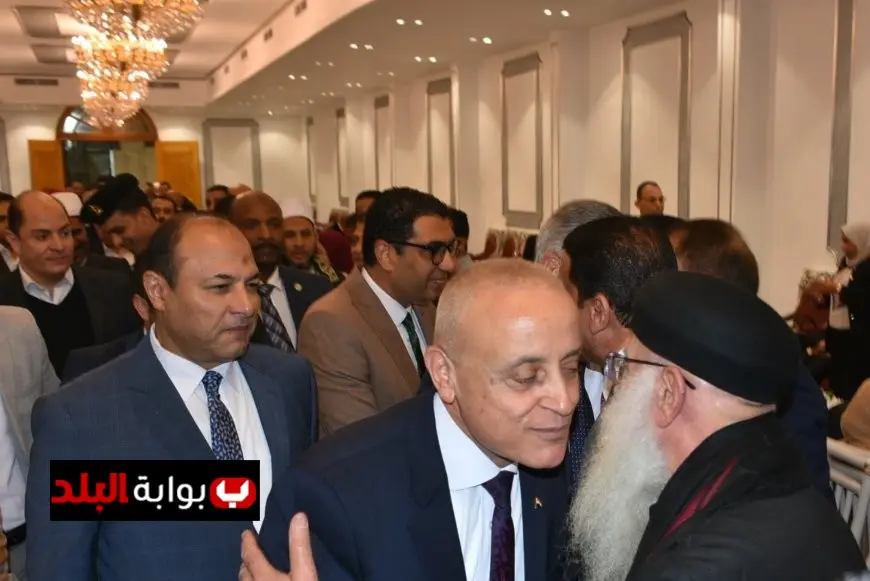 محافظ الأقصر يقوم بجولة مميزة لتهنئة المسيحيين بعيد الميلاد المجيد