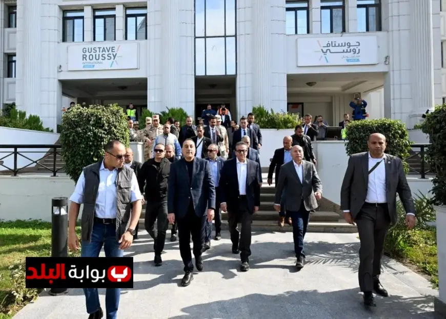 رئيس الوزراء يزور مستشفى أورام دار السلام ويستعرض المبنى الجديد