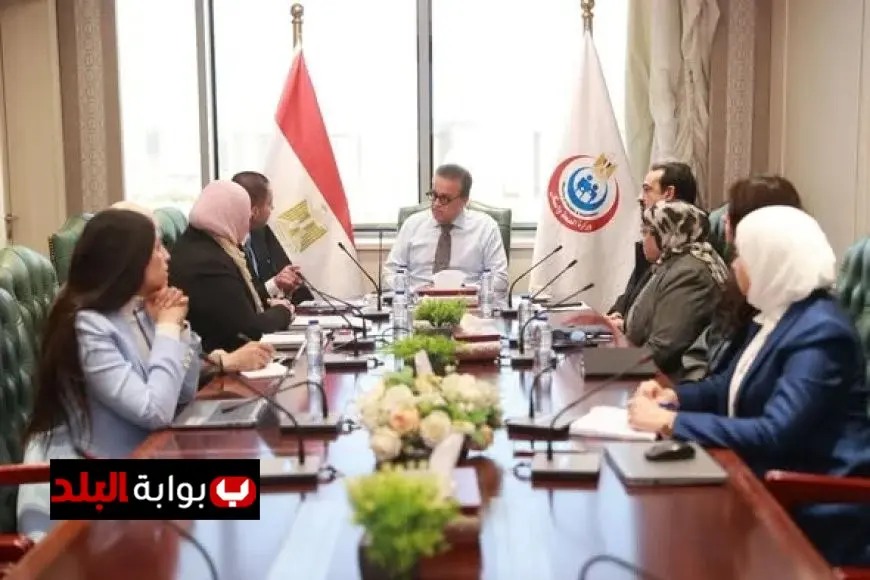 وزير الصحة يتابع آخر تطورات تكليف دفعة 2023 من المهن الطبية