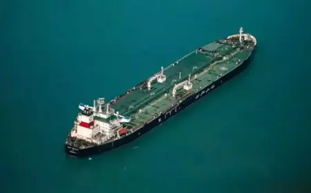 ناقلة نفط سعودية تتجه إلى باكستان عبر مضيق هرمز amidst التوترات الإيرانية المتزايدة