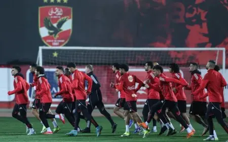 الأهلي يتحدى فريق الشباب في مباراة ودية تحضيرا لنهائي الدوري