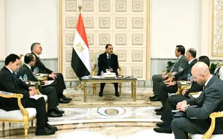 رئيس الوزراء يناقش مستقبل الغاز والطاقة منخفضة الكربون مع نائب الرئيس التنفيذي لشركة بي بي البريطانية