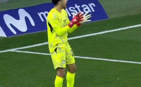 مصطفى شوبير يتألق وينقذ 3 فرص خطيرة لمنتخب إسبانيا في بداية الشوط الثاني