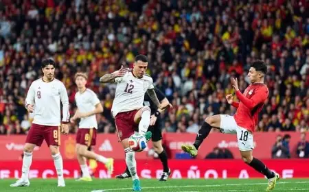 إسبانيا تخسر صدارة التصنيف العالمي بتعادلها مع مصر