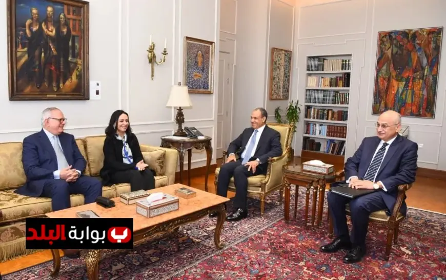 وزير الخارجية يجتمع مع وزيرة التضامن الاجتماعي ورئيس منظمة تضامن الشعوب الأفروآسيوية لتعزيز التعاون الدولي