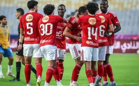 أبو مسلم يقدم نصائح حماسية للاعبي الأهلي استعداداً لاستئناف الدوري