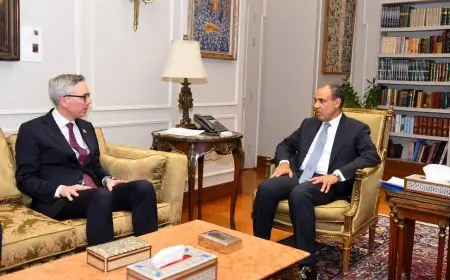 وزير الخارجية يرحب بالرئيس التنفيذي لشركة سكاتك النرويجية لتعزيز التعاون الاقتصادي